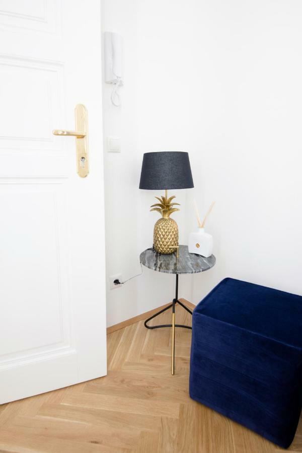 Studio Apartments Opera - Mai'S Apartments Wenen Buitenkant foto
