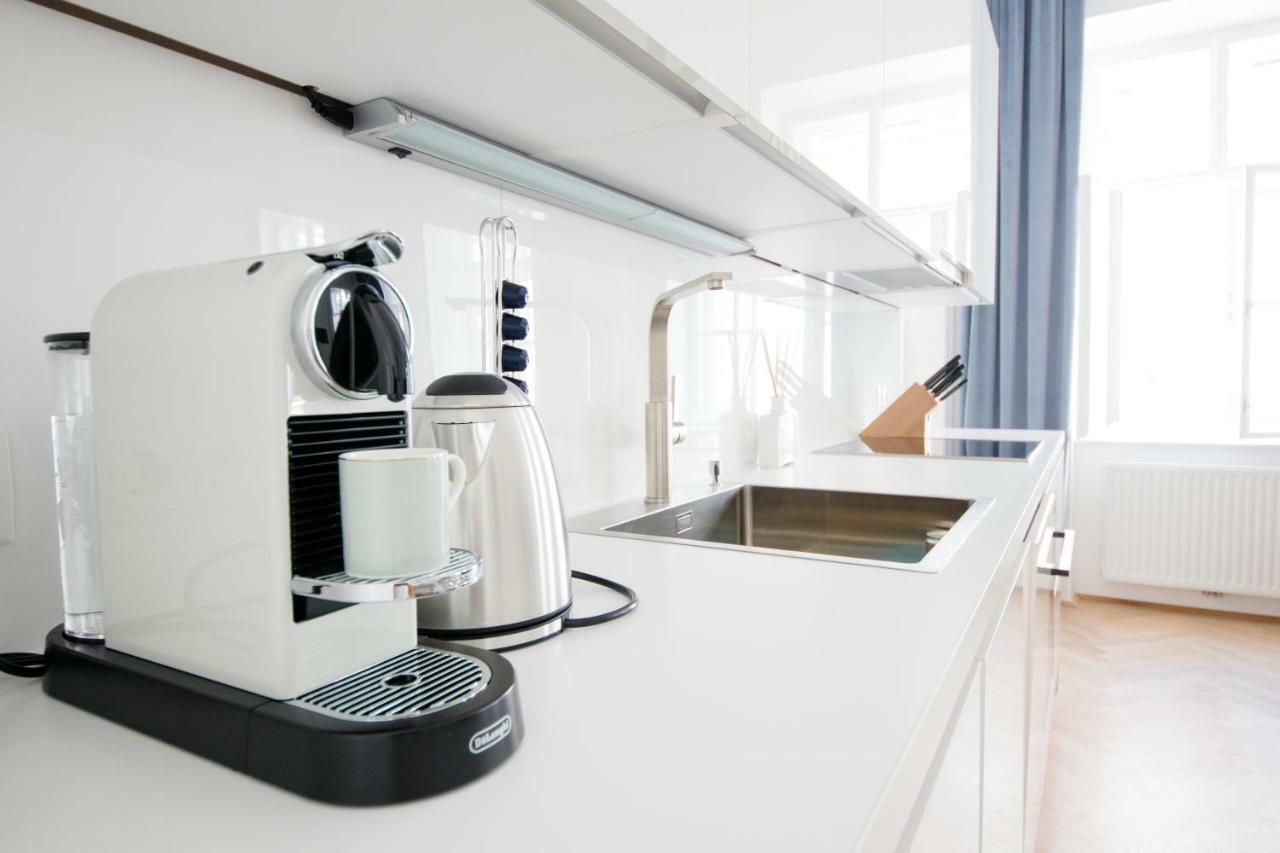 Studio Apartments Opera - Mai'S Apartments Wenen Buitenkant foto