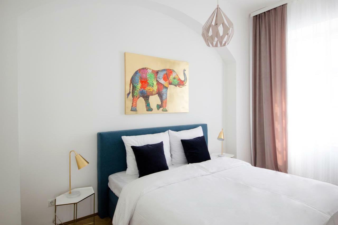 Studio Apartments Opera - Mai'S Apartments Wenen Buitenkant foto