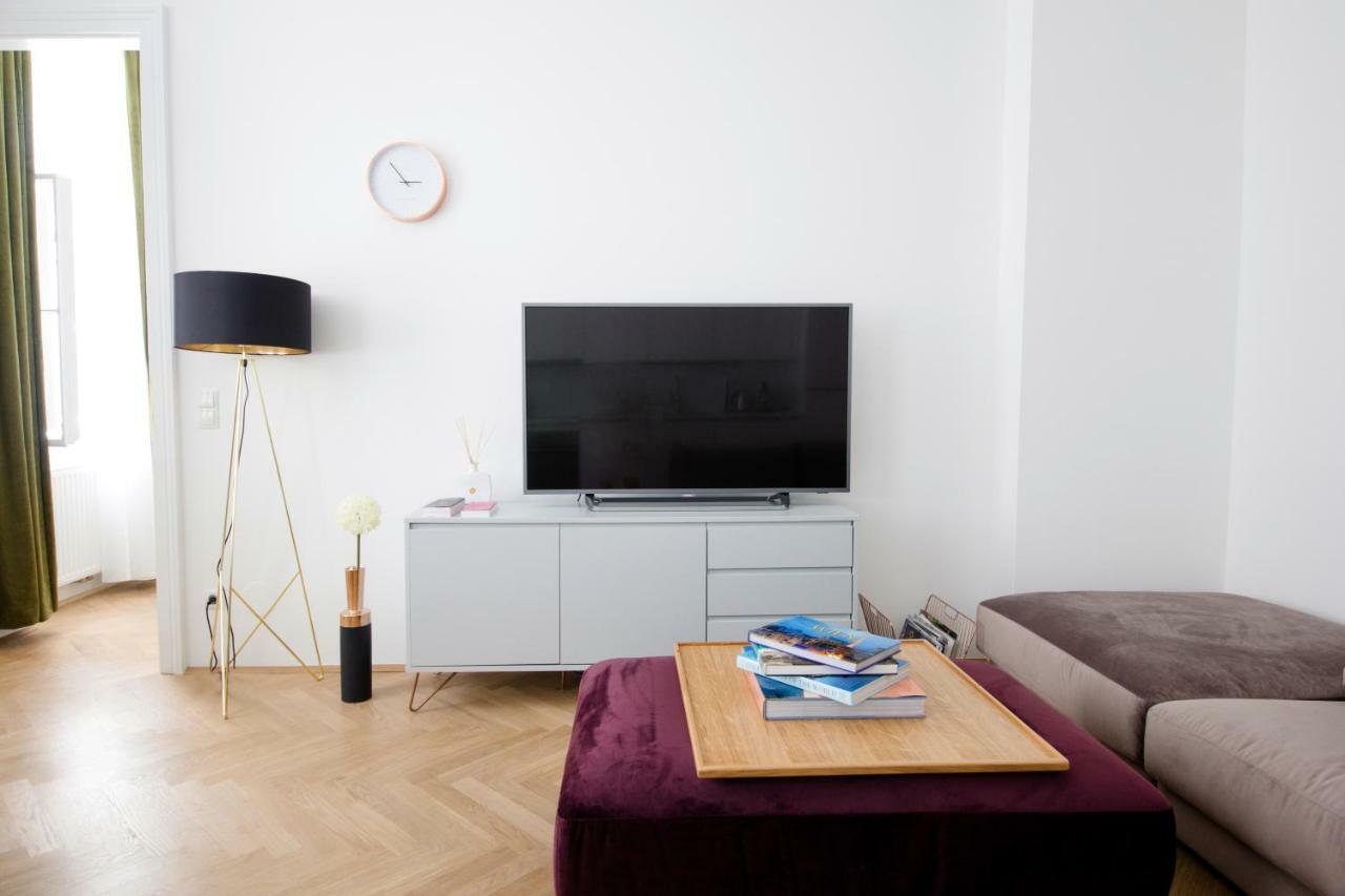 Studio Apartments Opera - Mai'S Apartments Wenen Buitenkant foto